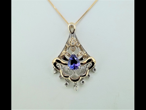 K18タンザナイト（1.36ct）ダイヤモンド（0.35ct）ペンダントネックレス