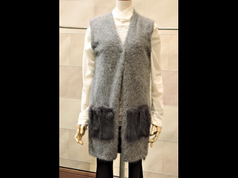 ラビットベスト　グレ－