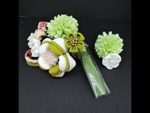 つまみ細工フラワ－コ－ム・ミニ2点セット　白／グリ－ン