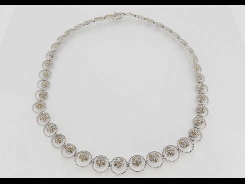 K18WG　ネックレス