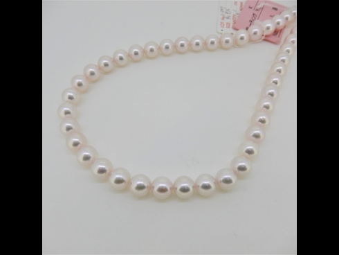 アコヤ花珠真珠ネックレス（9.5-9.0mm）