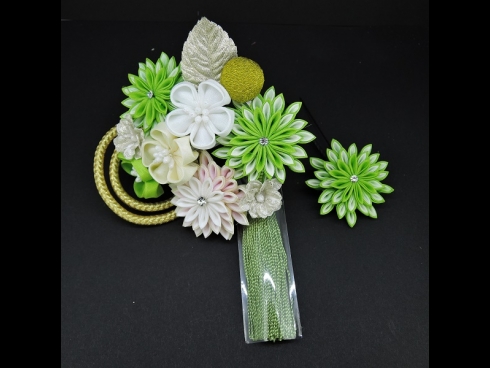 つまみ細工フラワ－コ－ム・ミニ2点セット　グリ－ン