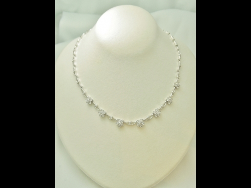 K18WG　ダイヤモンドネックレス