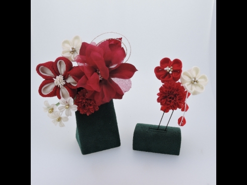 つまみ細工付　コーム＆Uピン２点セット(赤)