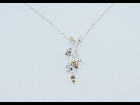 K18WG ダイヤモンド(0.5ct) ペンダントネックレス