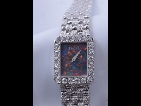 PIAGET  K18WGオパール・ダイヤモンド時計　　（USED)
