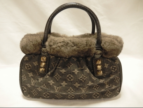 ルイヴィトン　モノグラムデニムチンチラバック　 (USED)