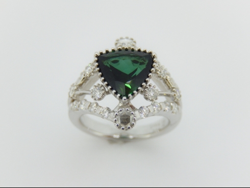 K18WG　トルマリン・ダイヤモンドリング