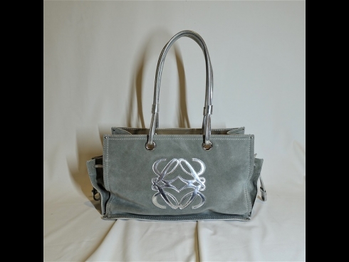 LOEWE　アナグラムト－トバッグ（美品）