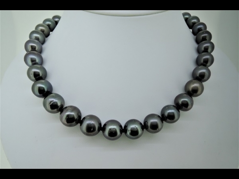 南洋黒蝶真珠ネックレス（13.0-11.0mm）
