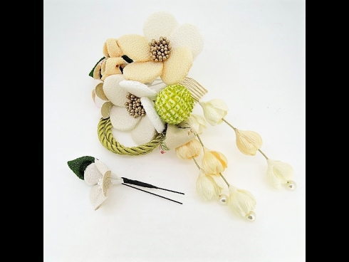 ちりめん梅コーム2点セット　オフホワイト